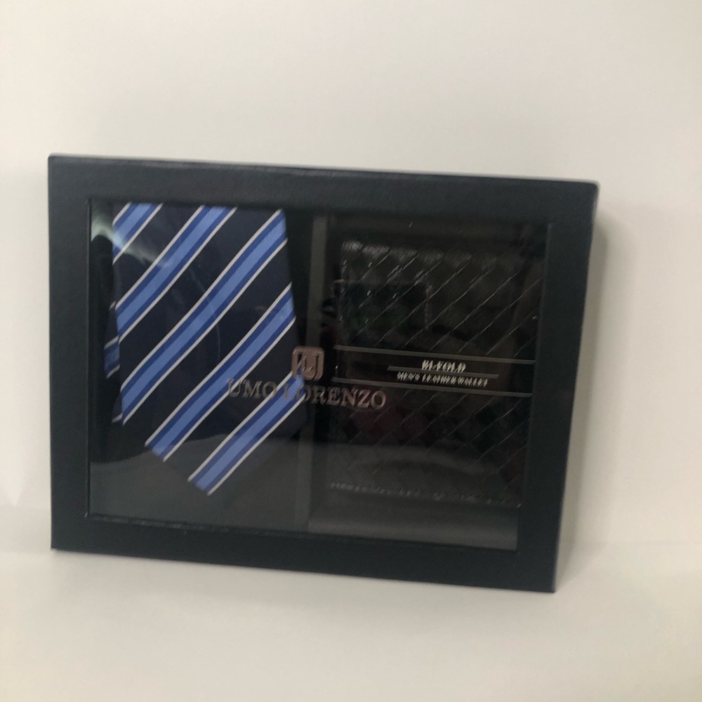 Lorenzo Blue Striped Tie and Black Wallet Set